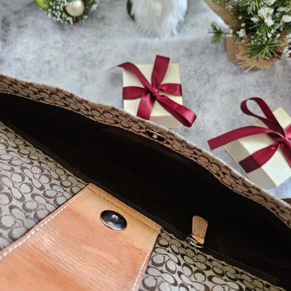 Coach Signature Hudson Commuter Messenger Bag - GUC Tan/Brown - Picture 5 of 11